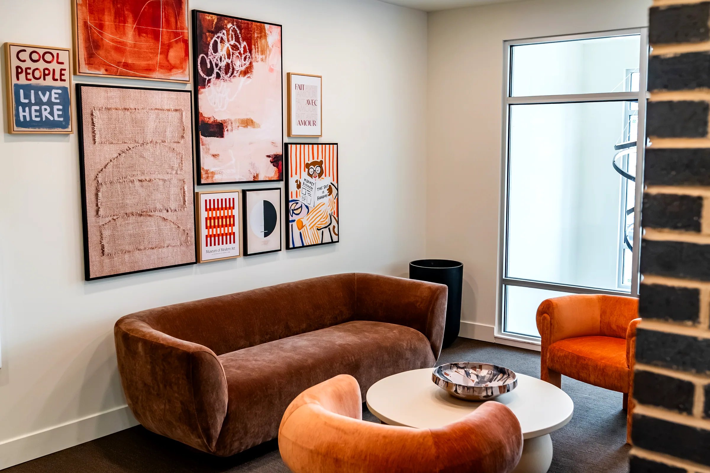 Wide view of the resident lounge at Five85West